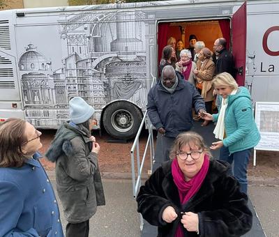 Tournée solidaire opérabus noël 2023